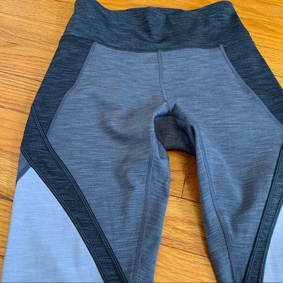 Like-new! Lululemon Athletica Leggings - Picture 3 of 7